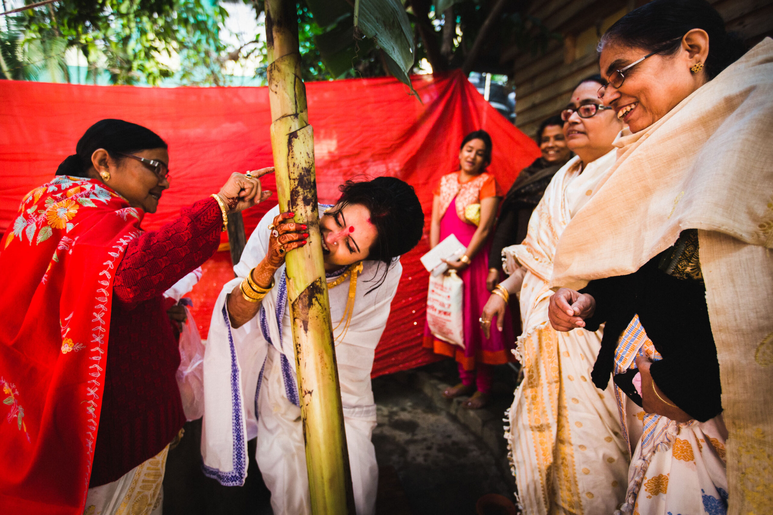 himakshi assamese wedding photography guwahati by dropdstudio